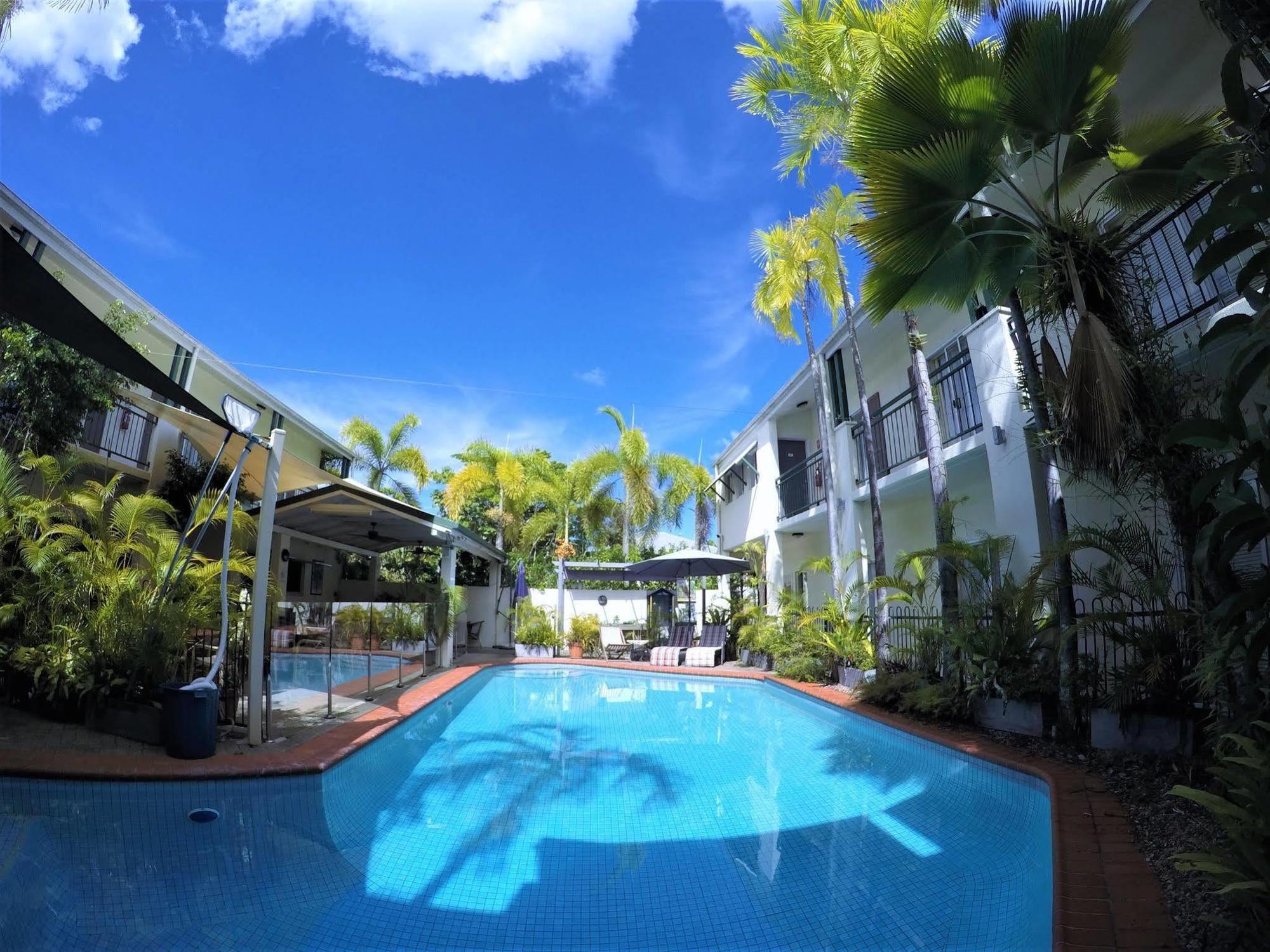 Crystal Garden Resort&Restaurant Cairns Exterior foto